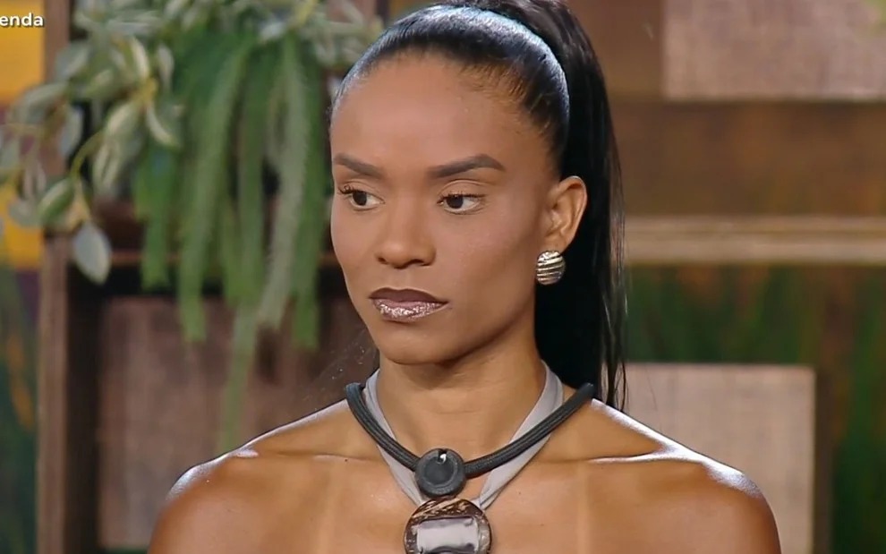 "A Fazenda 17": Kathy Maravilha é eliminada