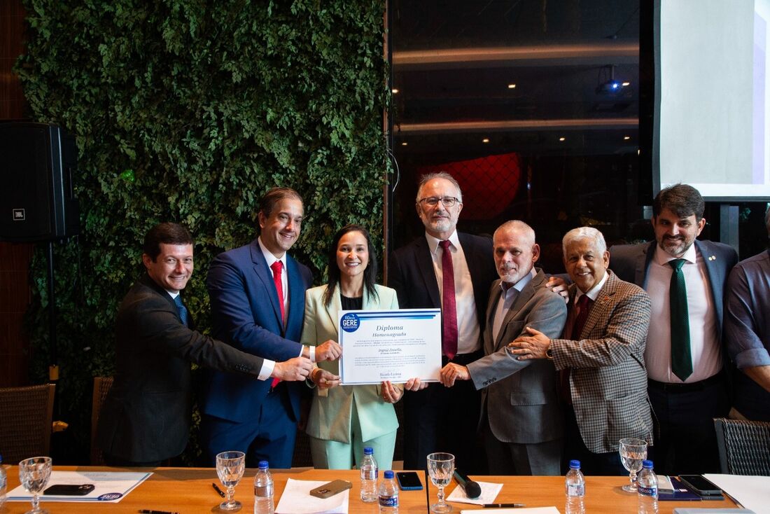 Gere homenageia Braga Sá e Ingrid Zanella em almoço que encerra a temporada 2025