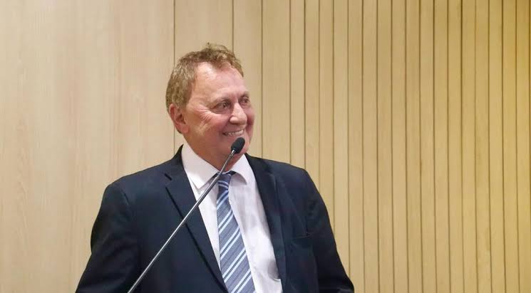 Ex-prefeito de Lagoa Grande receberá título de cidadão petrolinense