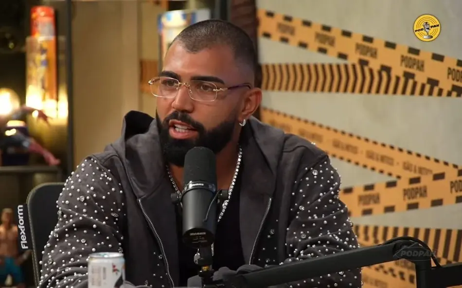 Gabigol afirmou acreditar em uma passagem vitoriosa do atacante Endrick no Lyon, em entrevista ao Podpah