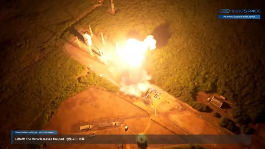 Hanbit-Nano, da empresa sul-coreana Innospace, durante lançamento do Centro de Lançamento em Alcântara