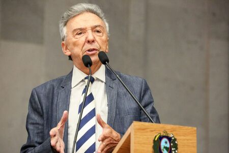 Ex-presidente do PDT em Pernambuco e ex-prefeito de Caruaru, José Queiroz