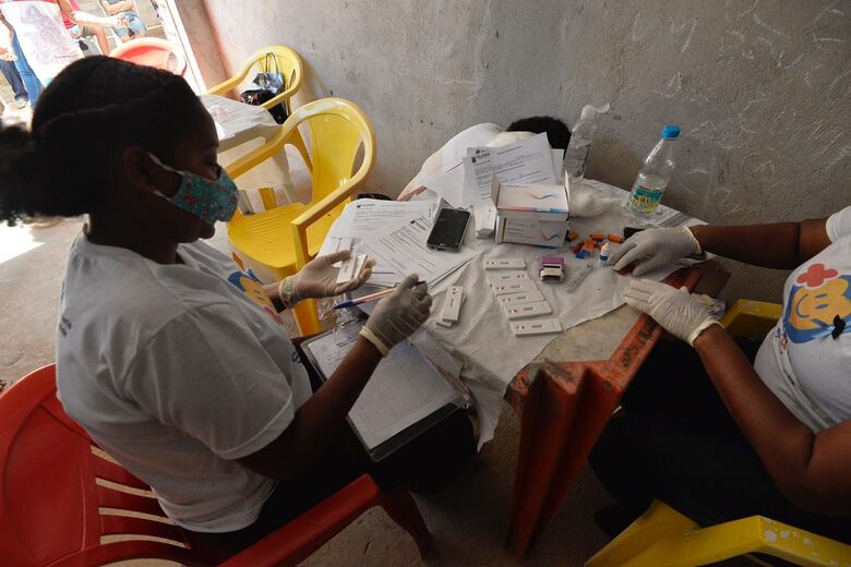Mutirão de saúde em Olinda (Foto: Rafael Furtado/Folha de Pernambuco)