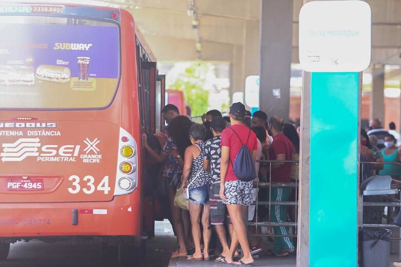 Movimentação Ti Joana Bezerra/ Fotos: Arthur de Souza/Folha de Pernambuco