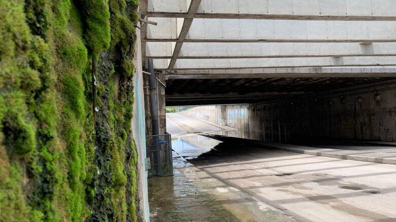 Túnel Felipe Camarão foi interditado para obras de reparo (Foto: Paullo Allmeida/Folha de Pernambuco)