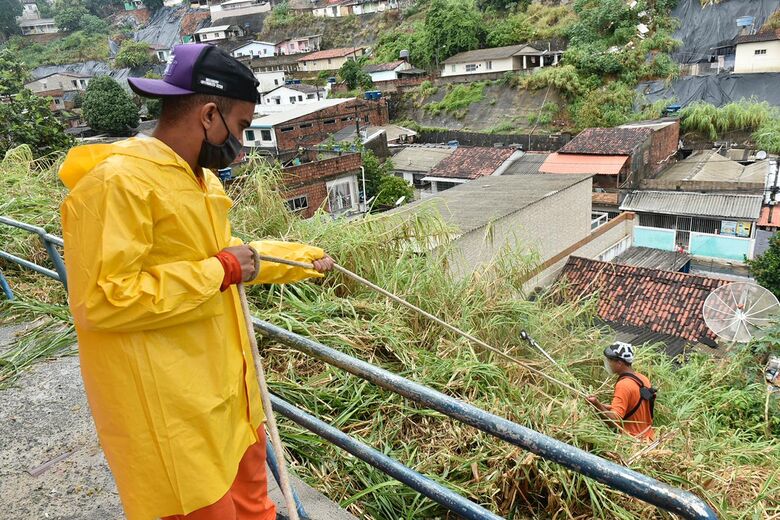 Ação preventiva no Alto José Bonifácio - Foto: Rafael Furtado/ Folha de Pernambuco