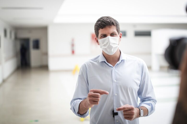 Prefeito de Recife, João Campos, na abertura dos 20 leitos no Hospital da Mulher do Recife/Foto: Rodolfo Loepert