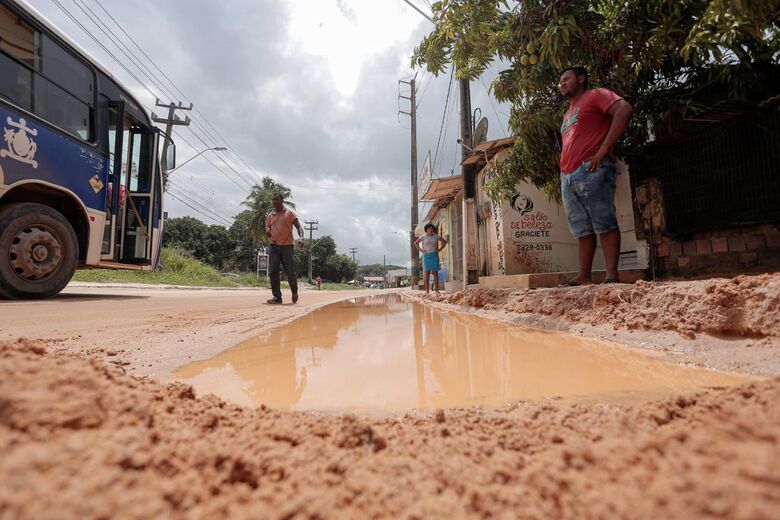 Estragos no Cabo de Santo Agostinho após fortes chuvas (Foto: Alexandre Aroeira/Folha de Pernambuco)