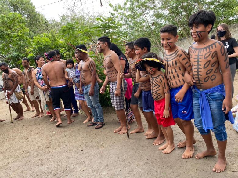UniãoPE entrega cestas a Fulni-ô (Foto: Cortesia/UniãoPE)