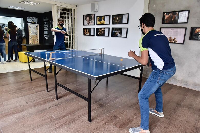 Volta às aulas na rede particular de ensino (Foto: Rafael Furtado/Folha de Pernambuco)