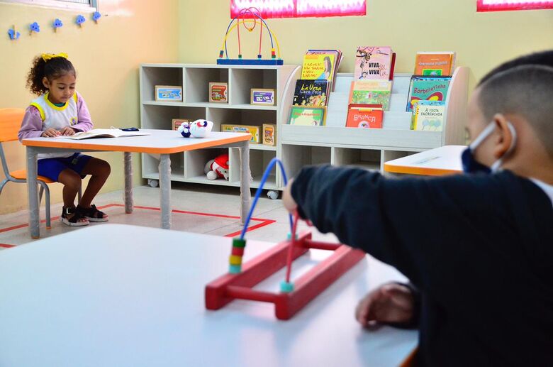 Volta às aulas na Educação Infantil do Recife (Foto: Arthur Mota/Folha de Pernambuco)