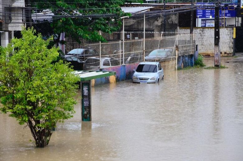 Manhã de chuva em Olinda. Foto: Arthur Mota/ Folha de Pernambuco