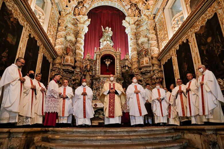Missa de Corpus Christi no Recife (Foto: Alexandre Aroeira/Folha de Pernambuco)