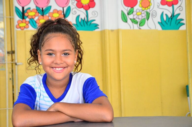 Estudantes de Olinda de volta às salas de aula. Foto: Arthur Mota//Folha de Pernambuco