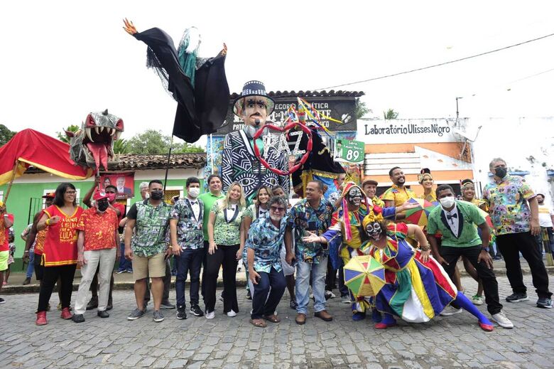 Homem da Meia Noite apresenta os homenageados e tema do bloco no Carnaval 2023 - Foto: Ricardo Fernandes/ Folha de Pernambuco