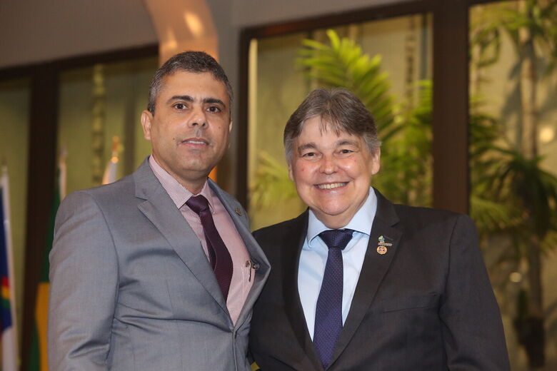 Nova diretoria é composta por auditores fiscais e julgadores tributários da
Secretaria da Fazenda de Pernambuco. Crédito: Henrique Santos/Divulgação. 