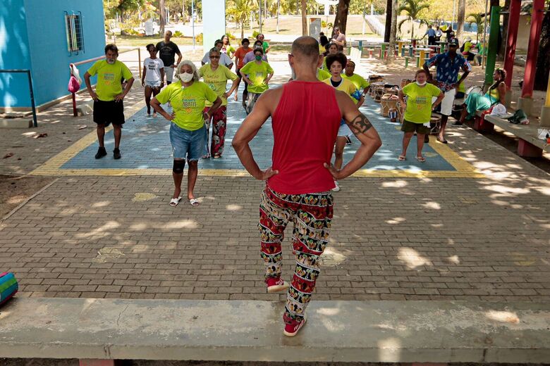 A iniciativa, aberta ao público, faz alusão à campanha do Janeiro Branco. Foto: Alexandre Aroeira / Folha de Pernambuco