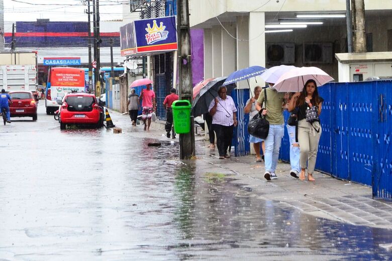 Alagamento em bairros do Recife e Região Metropolitana. Foto: Alagamento em bairros do Recife