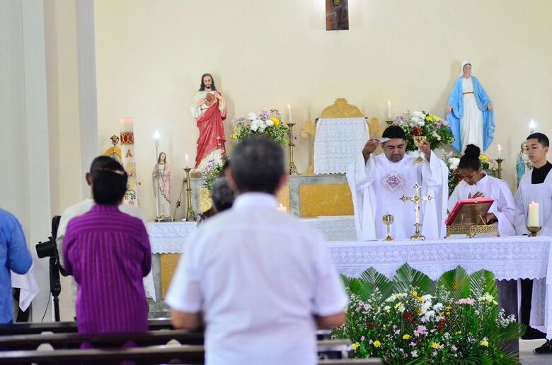 Missa em ação de graça em homenagem ao Dia do Trabalhador na Usina Cucaú - Foto: Arthur Mota/Folha de Pernambuco