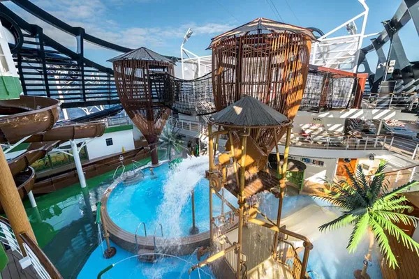 Cruzeiro de Wesley Safadão tem cabine com spa e atraca em ilha privativa no Caribe // Foto: Divulgação