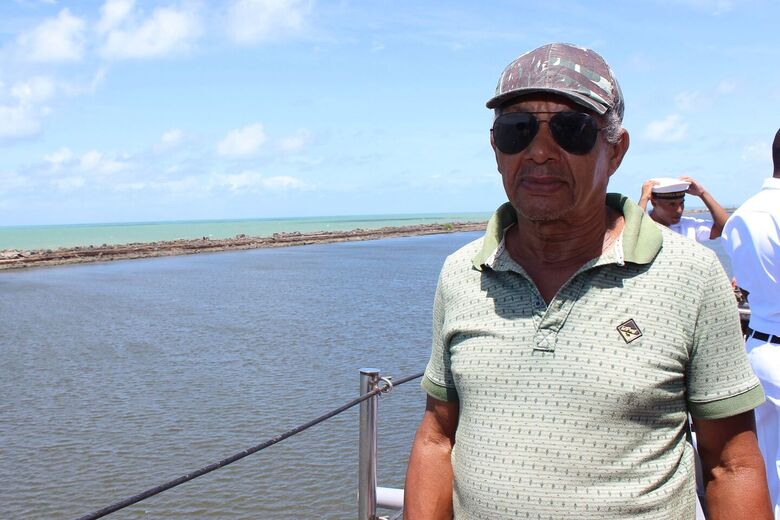Genivaldo Francisco de Oliveira, que visitou o Navio Escola da Marinha do Brasil - Foto: Clarice Melo/Folha de Pernambuco