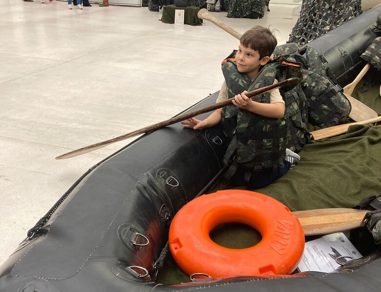 Exposição de Material de Emprego Militar no Parque Dona Lindu. Foto: Divulgação