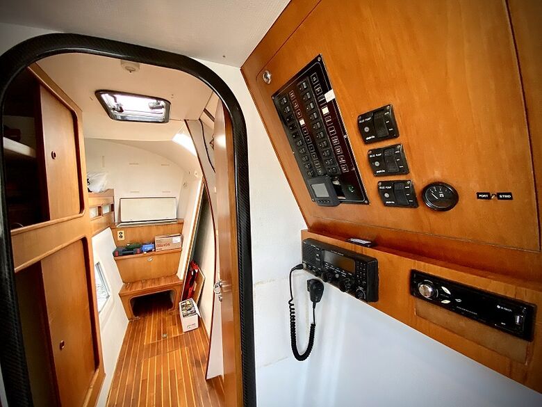 Interior do barco Adrenalina Pura. Foto: Arthur Motta/Folha de Pernambuco