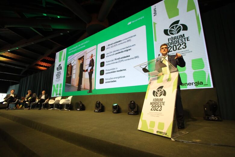 Palestra de Hugo Nunes, Diretor-executivo de negócios liberalizados da Neoenergia, sobre a neoindustrialização | Fotos: Clemilson Campos
