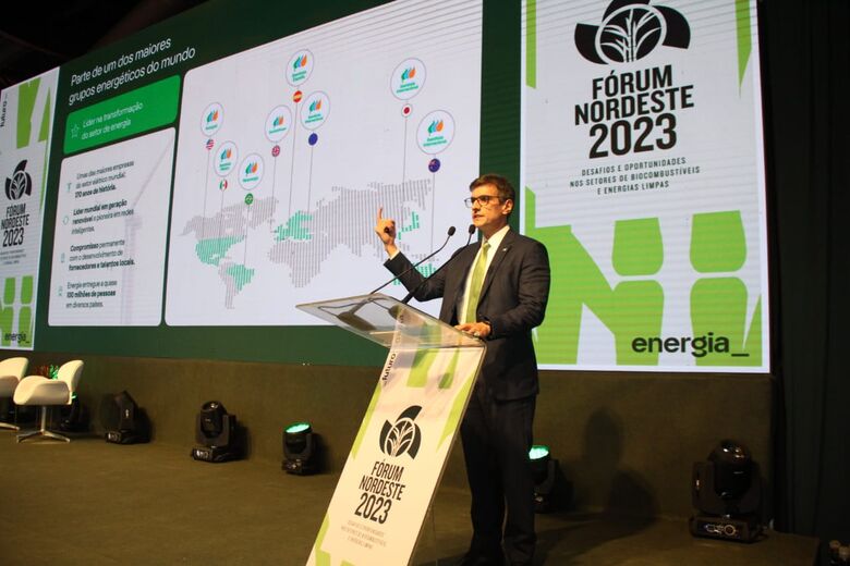 Palestra de Hugo Nunes, Diretor-executivo de negócios liberalizados da Neoenergia, sobre a neoindustrialização | Fotos: Clemilson Campos