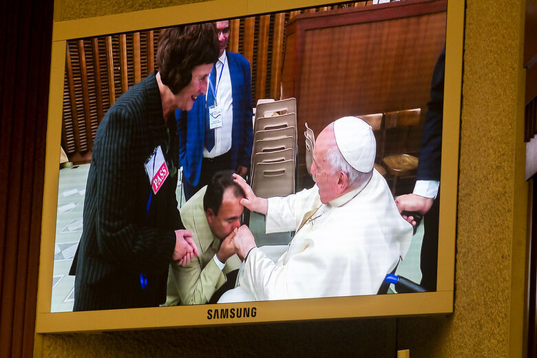 Apresentação da Orquestra Criança Cidadã no Vaticano, diante do Papa Francisco. Foto: Carlos Eduardo/OCC