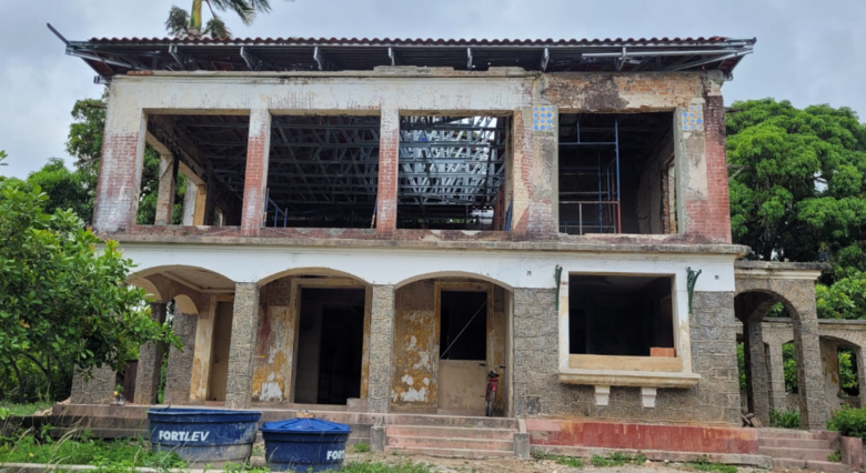 Fachada do casarão da usina que vai virar fábrica 