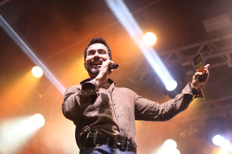 426ª Festa do Glorioso Padroeiro Santo Amaro de Jaboatão dos Guararapes - Show do Padre Fábio de Melo. Foto: Walli Fontenele/Folha de Pernambuco.