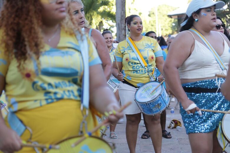 Prévias agitam foliões em Olinda | Foto: Arthur Mota/Folha de Pernambuco