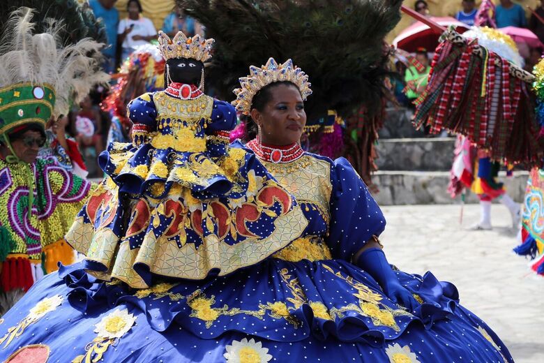 32º encontro estadual de maracatu de baque Solto ( Foto : Alexandre Aroeira/ Folha de Pernambuco)