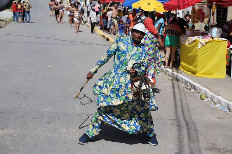32º encontro estadual de maracatu de baque Solto ( Foto : Alexandre Aroeira/ Folha de Pernambuco)