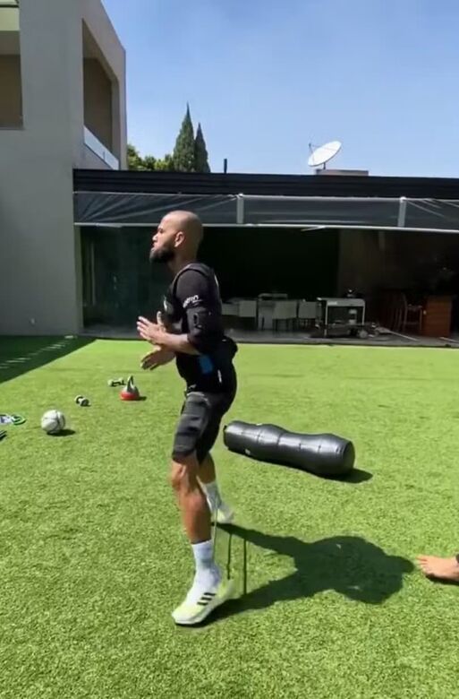 Mansão de Daniel Alves nos arredores de Barcelona. Foto: Reprodução/Instagram