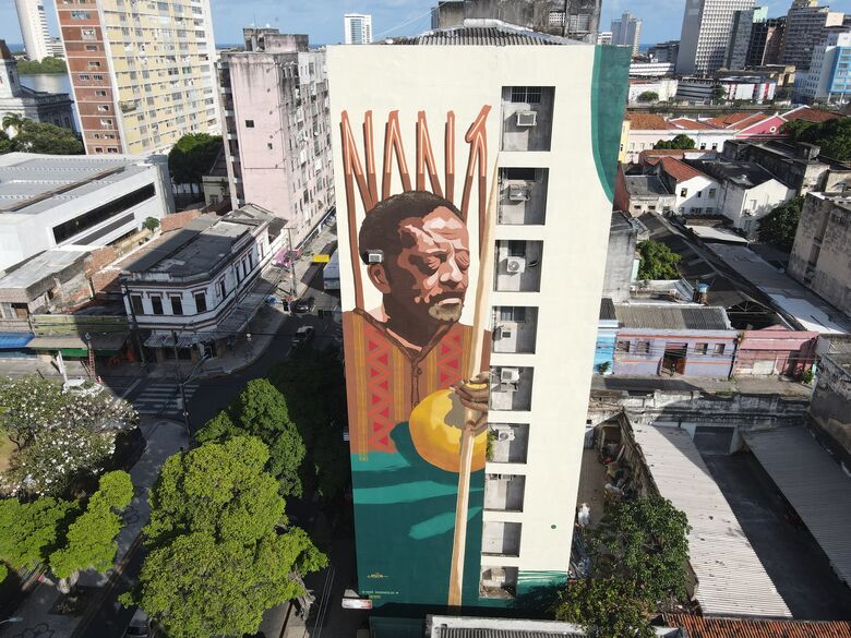 Recife tem ganhado ainda mais cor e arte com a chegada de seis novos megamurais na cidade, que prestam homenagem às nações de maracatu, ao frevo, côco e ao brega. Foto:Winnie Barbara/PCR.
