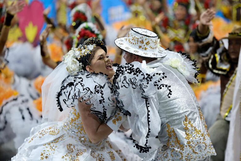 São João do Recife 2024: público lota Sítio Trindade para competição de quadrilhas - Foto: Alexandre Aroeira/Folha de Pernambuco