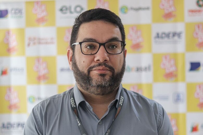 Campanha Liquida Recife, teve presença de Antenogenes Simões, gerente do escritório da Superintendência do Banco do Nordeste, patrocinador da campanha.