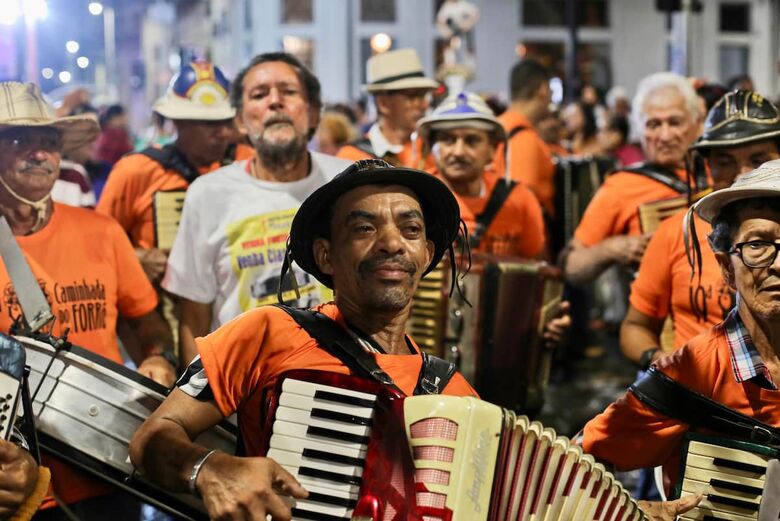 Caminhada do Forró 2024. Foto: Alexandre Aroeira/ Folha de Pernambuco. 