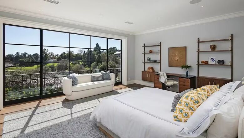 Suíte de Jennifer Lopez e Ben Affleck em mansão (Foto: Divulgação)