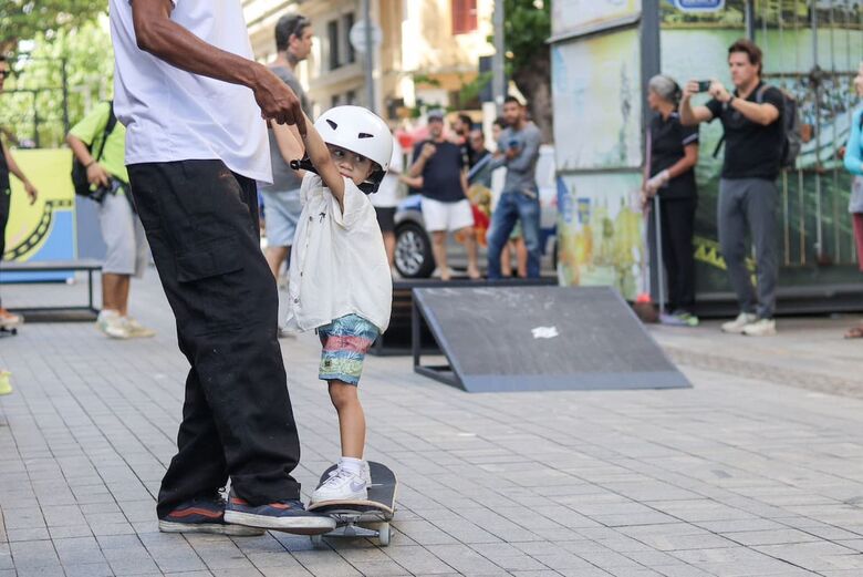 Skate no Recife: fim de semana conta com programação gratuita voltada para o esporte - Foto: Walli Fontenele/Folha de Pernambuco