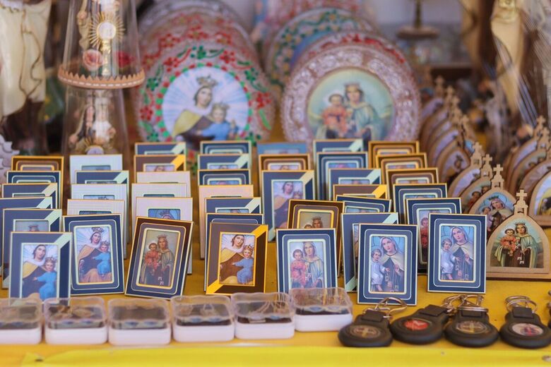 Celebração das missas que integram a programação da Festa do Carmo nesta segunda-feira (15). Foto: Walli Fontenele/Folha de Pernambuco