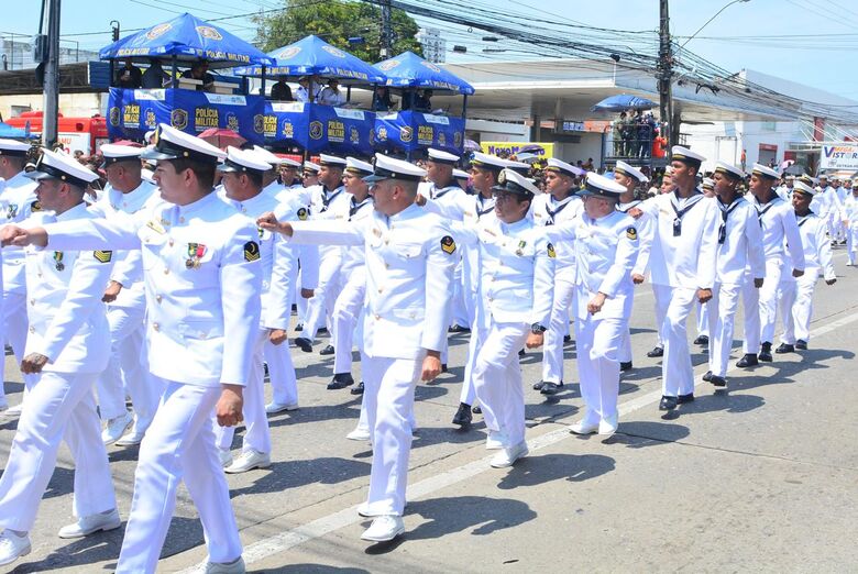 Desfile de 7 de Setembro no Recife - Foto: Paullo Allmeida/Folha de Pernambuco