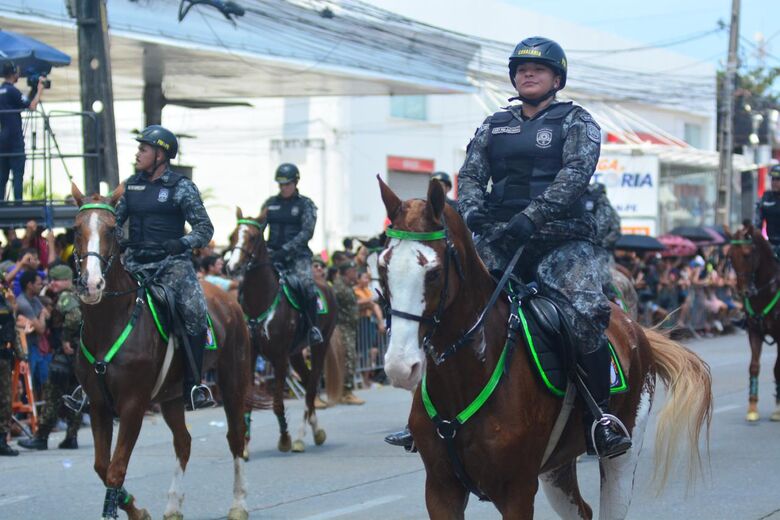 Desfile de 7 de Setembro no Recife - Foto: Paullo Allmeida/Folha de Pernambuco