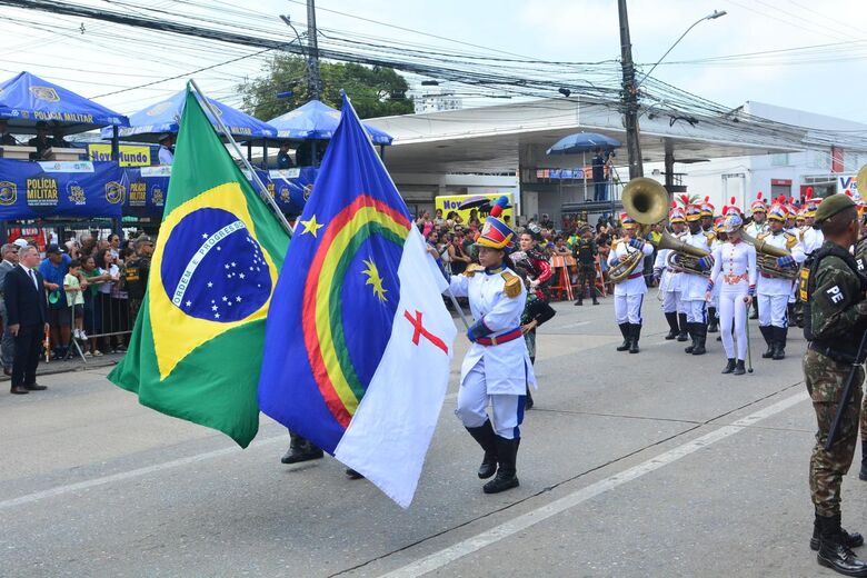 Desfile de 7 de Setembro no Recife - Foto: Paullo Allmeida/Folha de Pernambuco