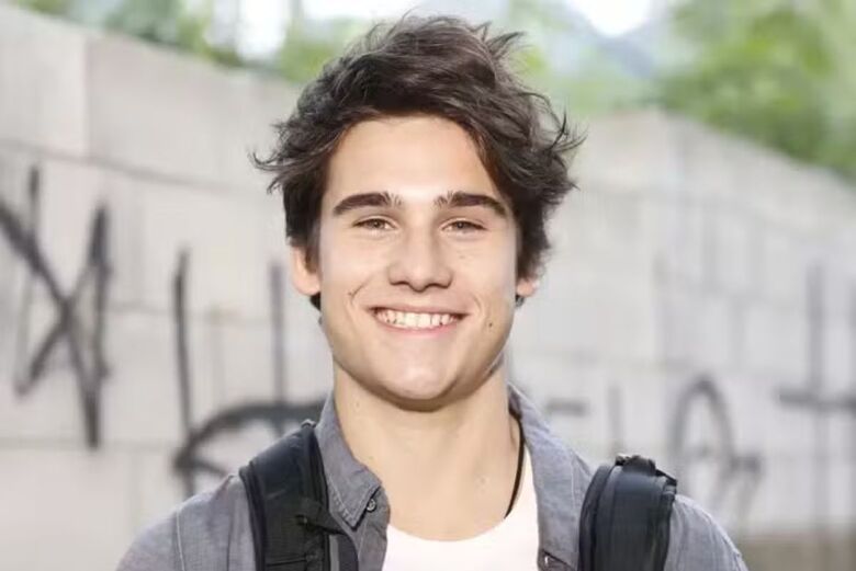 Nicolas Prattes em ''Malhação'', em 2015 | Foto: Globo

