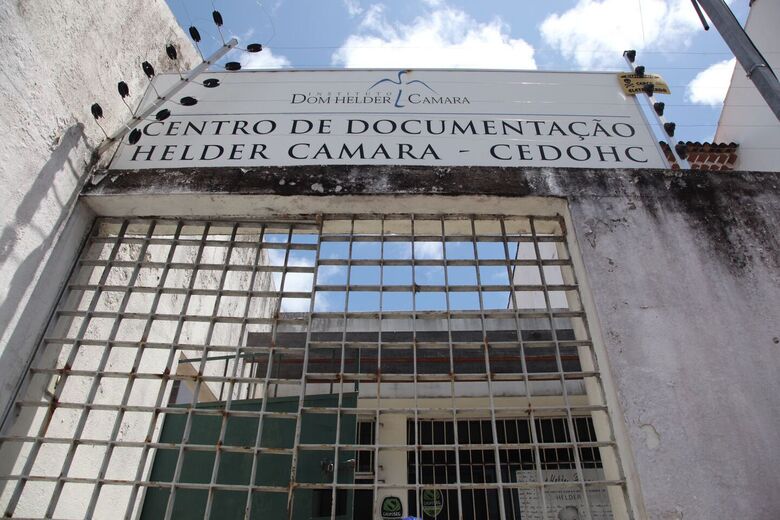 Novo Centro de Documentação Dom Helder Câmara (CEDOHC) começou a ser construído nesta terça-feira (8) | Foto: Davi de Queiroz/Folha de Pernambuco
