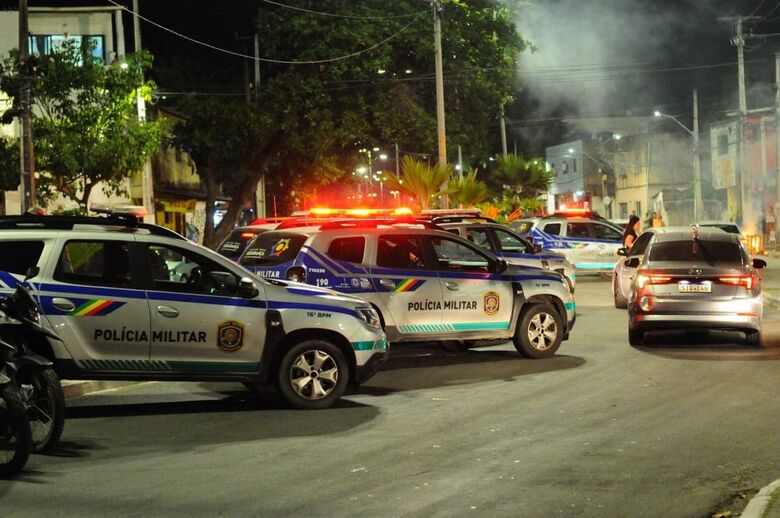 Protesto na Agamenon. Foto: Ricardo Fernandes/ Folha de Pernambuco