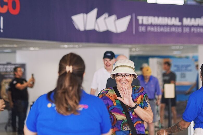 Turistas chegam ao Recife em cruzeiro luxuoso. Foto: Arthur de Souza